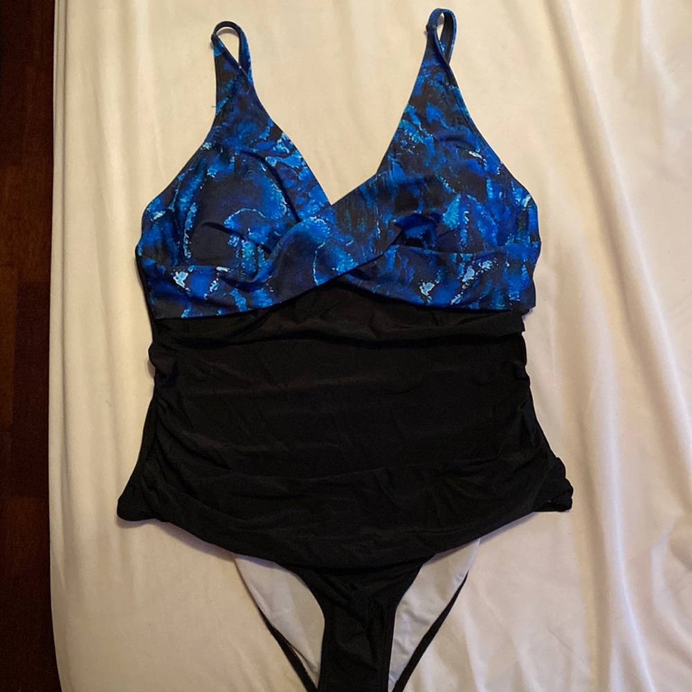 XL swimsuit